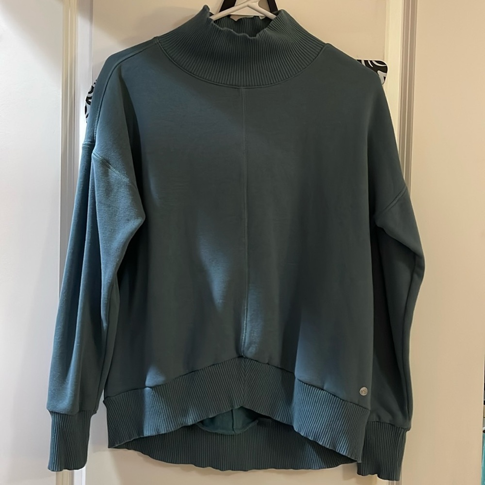 Apana sweatshirt